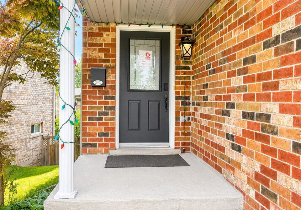 506-activa-avenue-kitchener-ontario-40838004