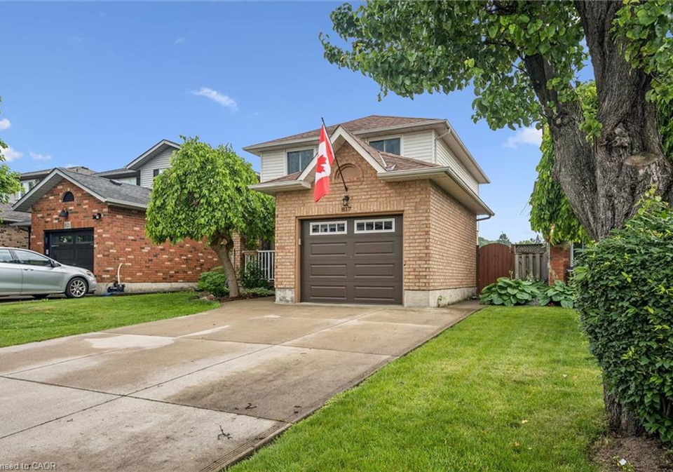 817-acadia-drive-hamilton-ontario-40838014