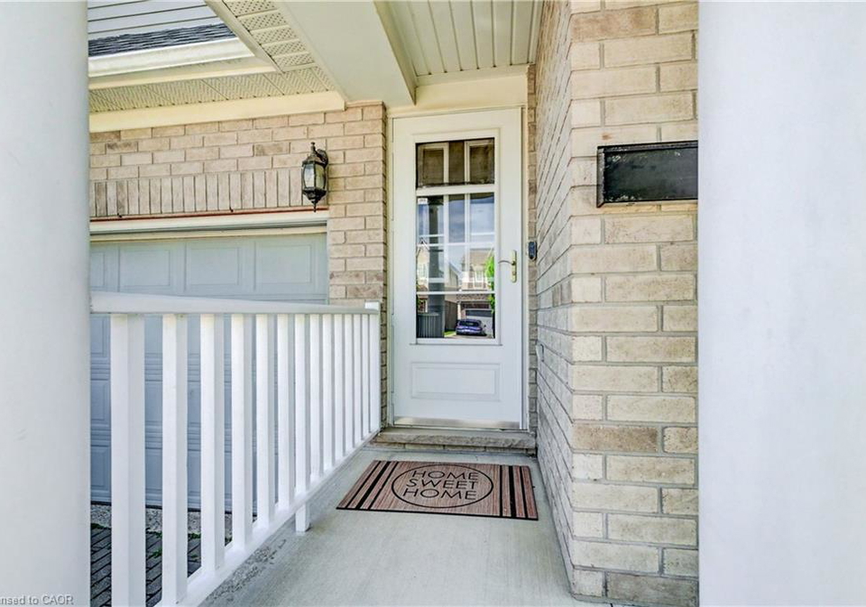 699-commonwealth-crescent-kitchener-ontario-40838026