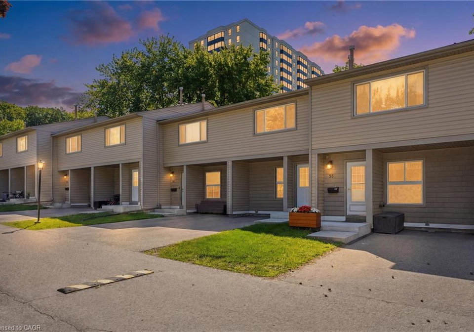 15-green-valley-drive-kitchener-ontario-40838029