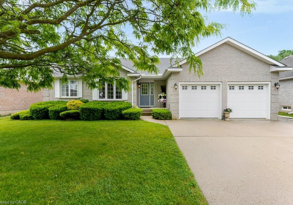 66-devils-creek-drive-cambridge-ontario-40838030