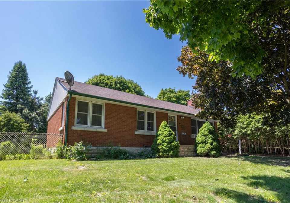 6-richard-avenue-simcoe-ontario-40838040