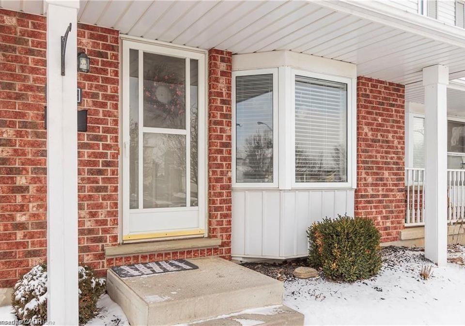 209-auburn-drive-waterloo-ontario-40838047
