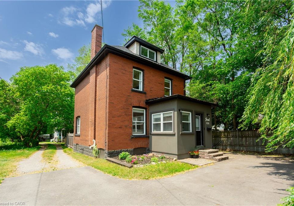 826-beach-boulevard-hamilton-ontario-40838067