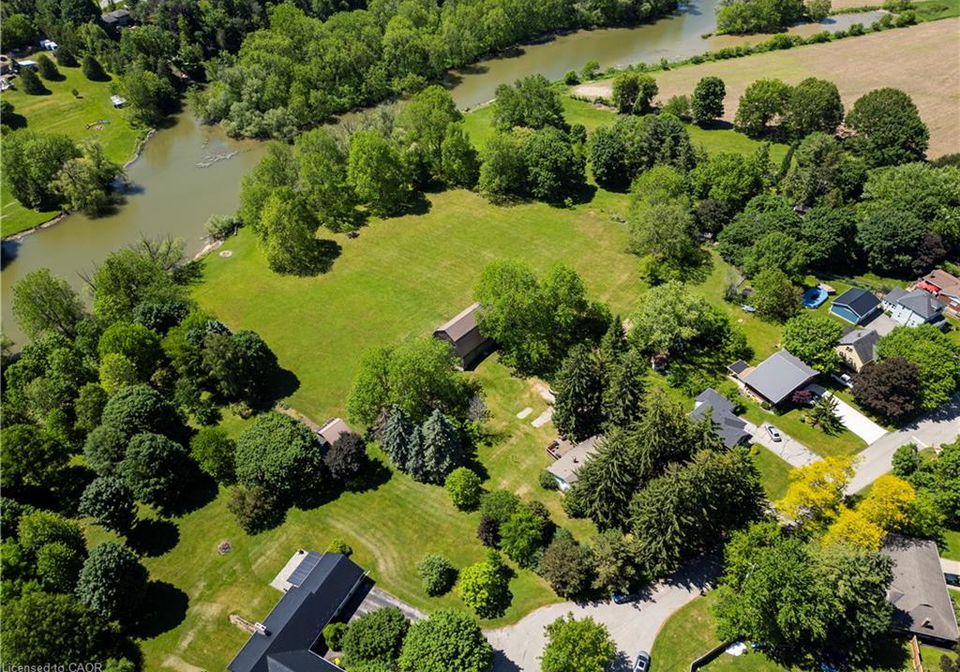 265-bleams-court-new-hamburg-ontario-40838083