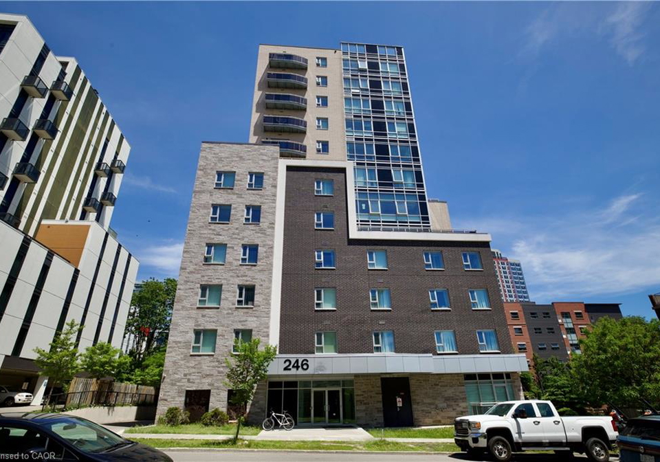 246-lester-street-waterloo-ontario-40838089
