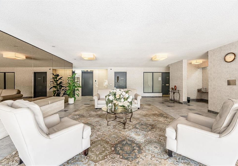 65-westmount-road-waterloo-ontario-40838098