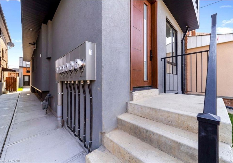 531-delaware-avenue-n-toronto-ontario-40838104