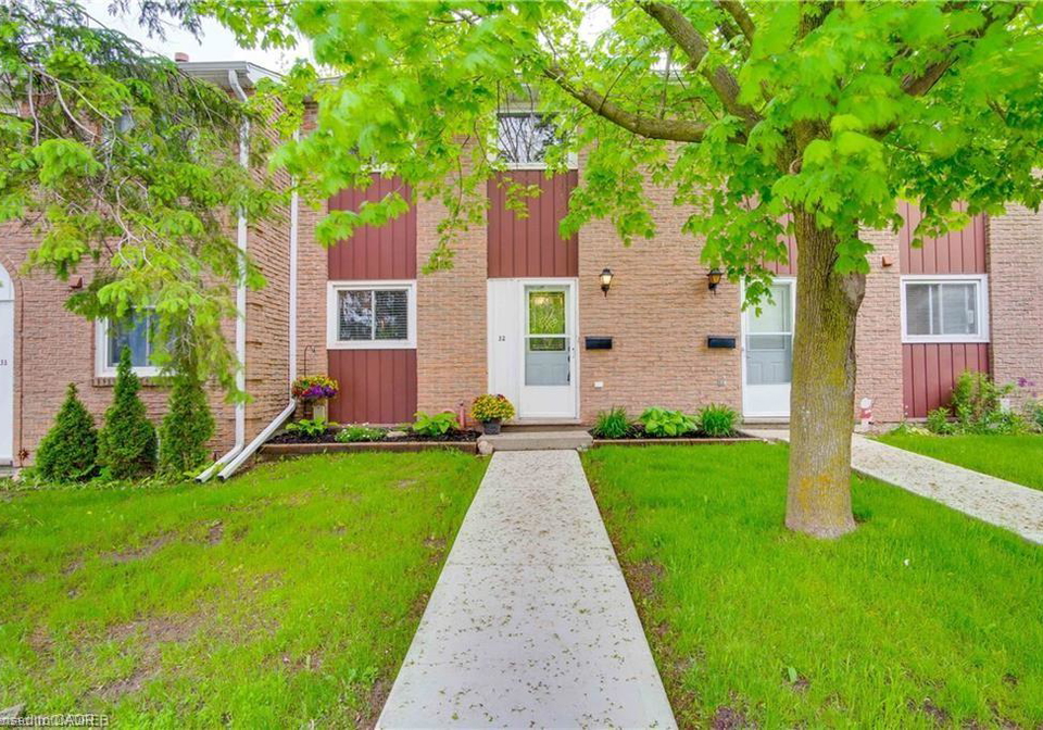206-green-valley-drive-kitchener-ontario-40838129