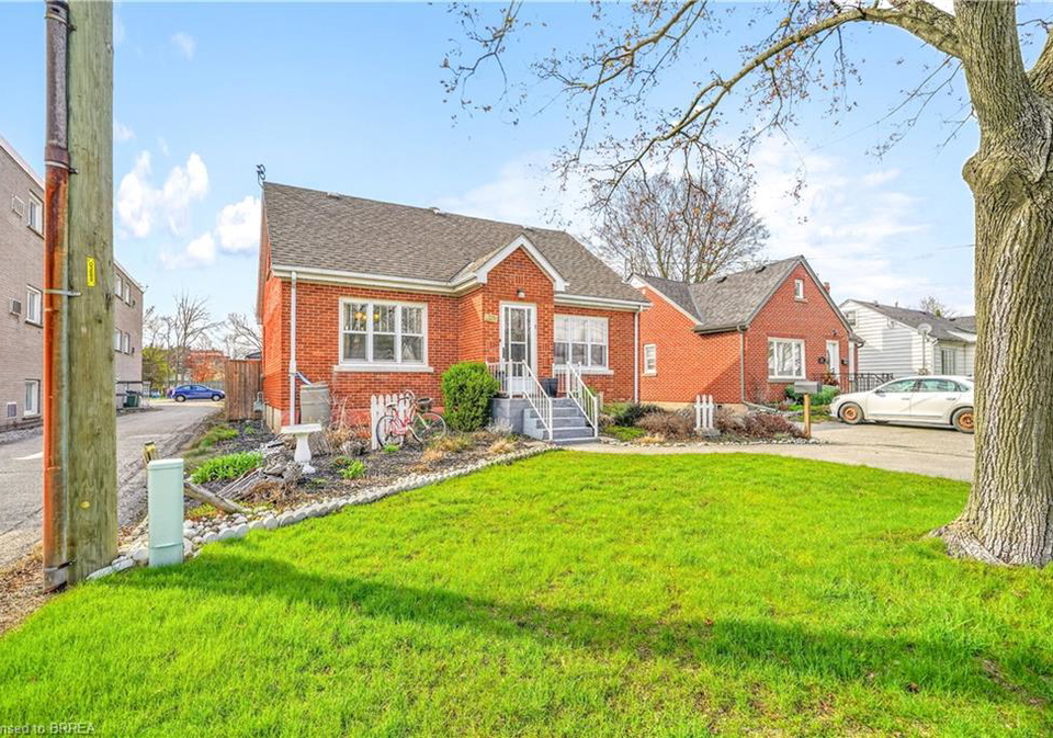 32-fulton-street-brantford-ontario-40838144