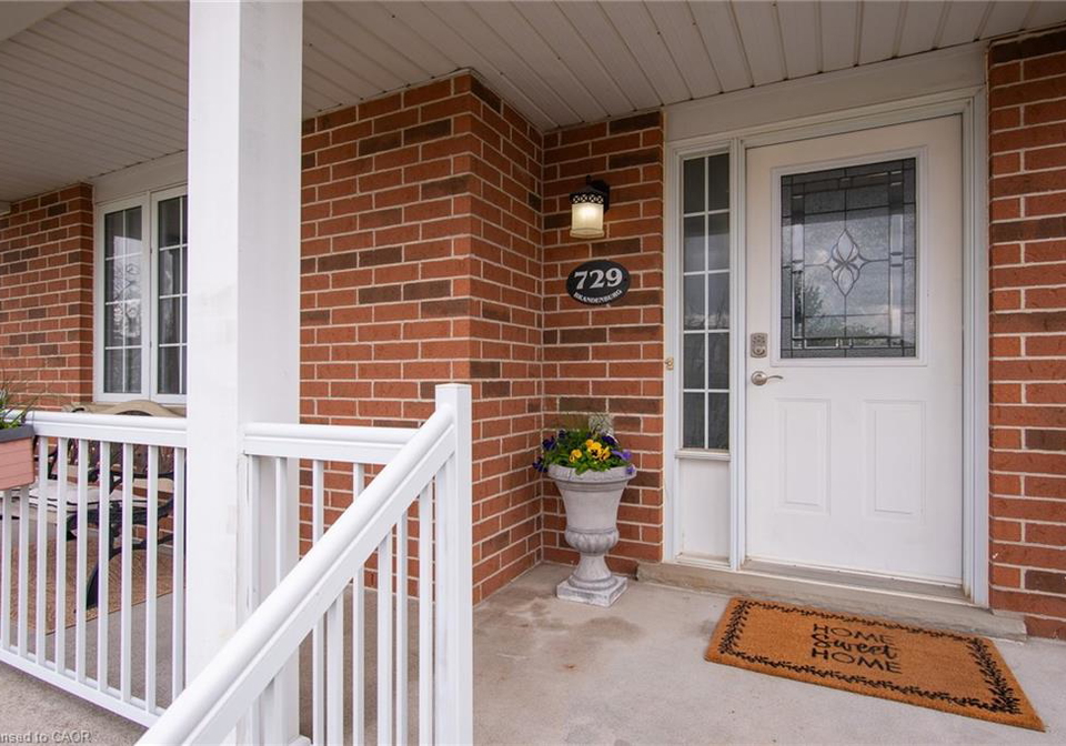 729-brandenburg-boulevard-waterloo-ontario-40838151