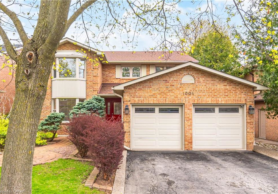 1004-roxborough-drive-oakville-ontario-40838159