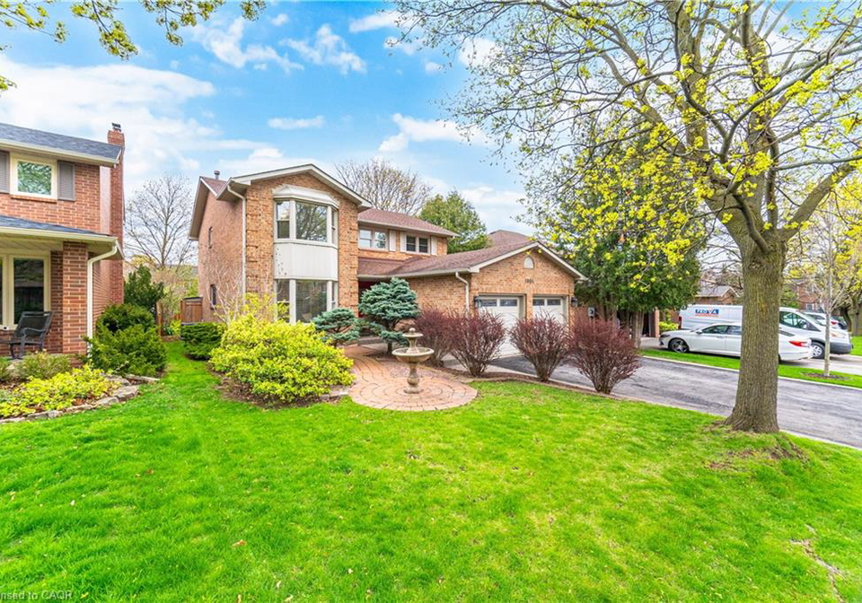 1004-roxborough-drive-oakville-ontario-40838159