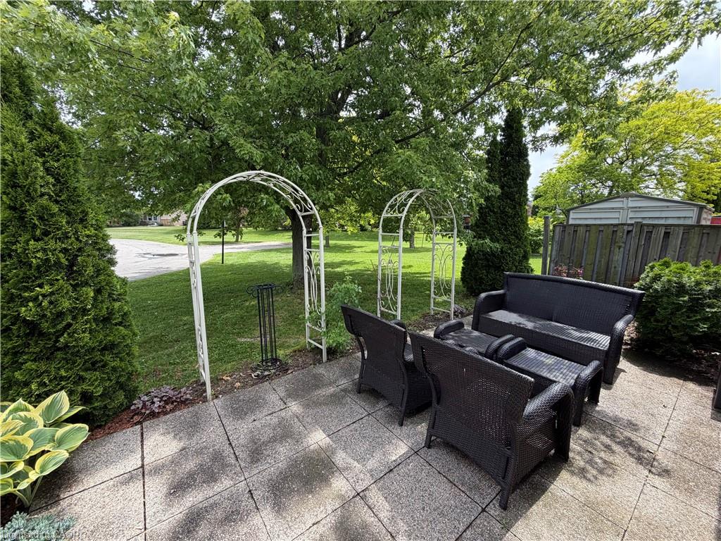 9-gates-lane-hamilton-ontario-40838163