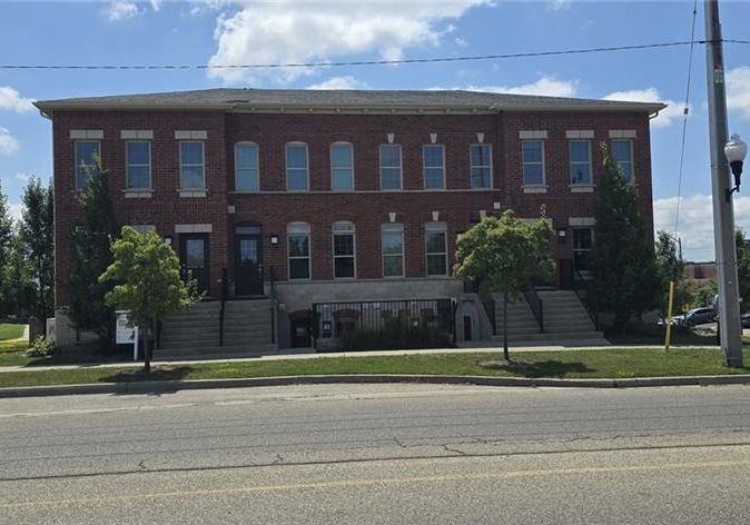 275-max-becker-drive-kitchener-ontario-40838175
