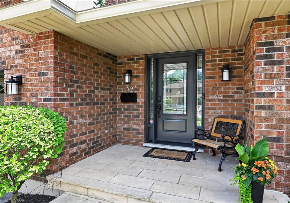 32-symphony-place-ancaster-ontario-40838181