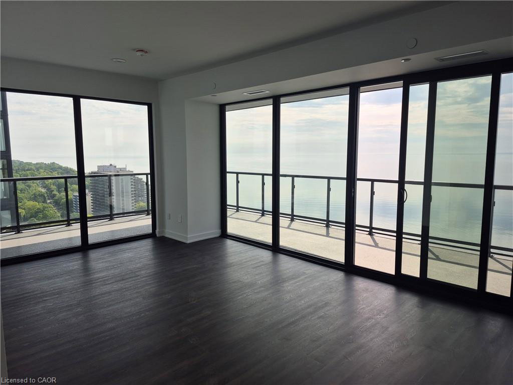 2075-lakeshore-road-burlington-ontario-40838182