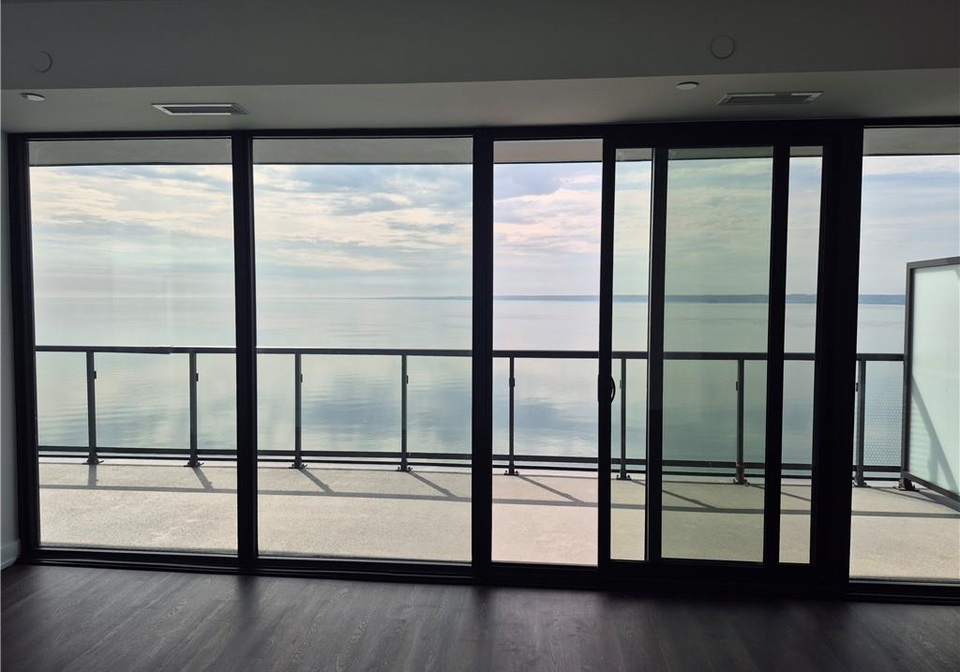 2075-lakeshore-road-burlington-ontario-40838182