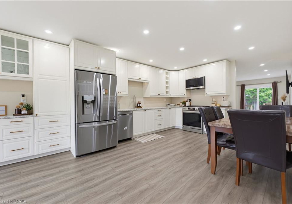 125-whitlaw-way-paris-ontario-40838186