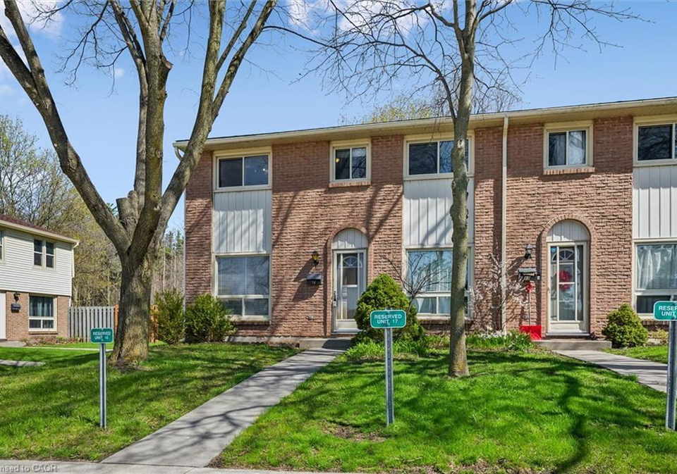 165-green-valley-drive-kitchener-ontario-40838206