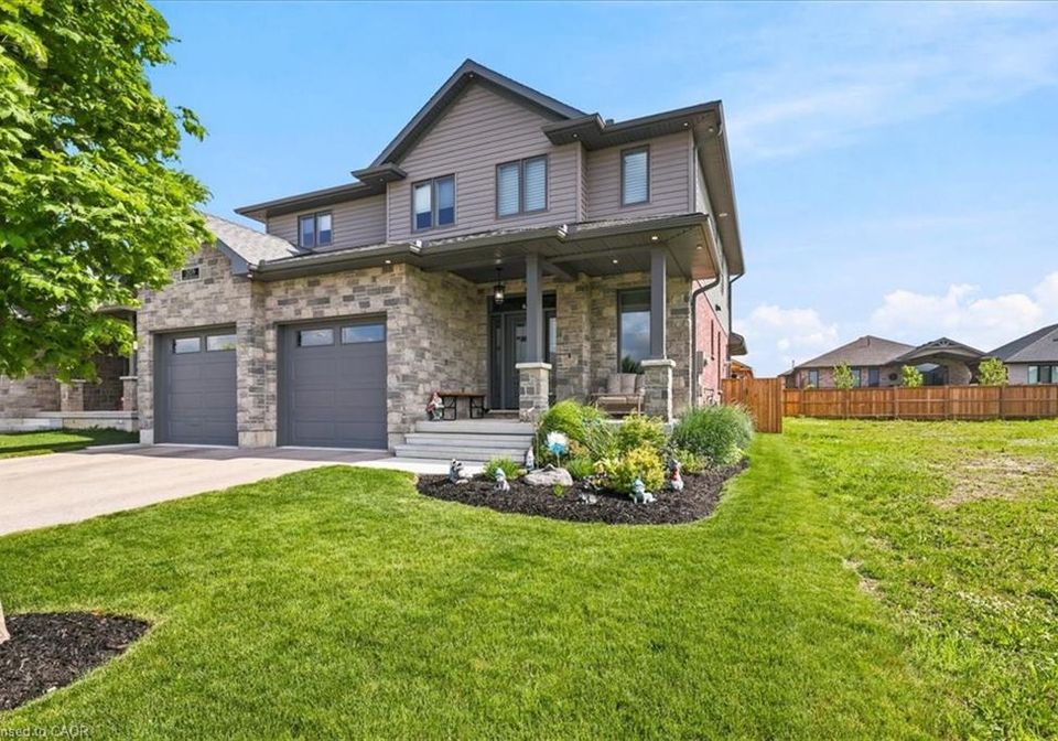 209-arden-crescent-mitchell-ontario-40838208