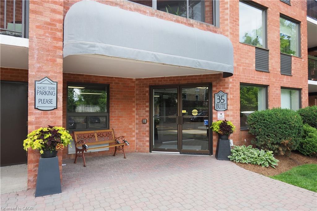 35-bute-street-ayr-ontario-40838211