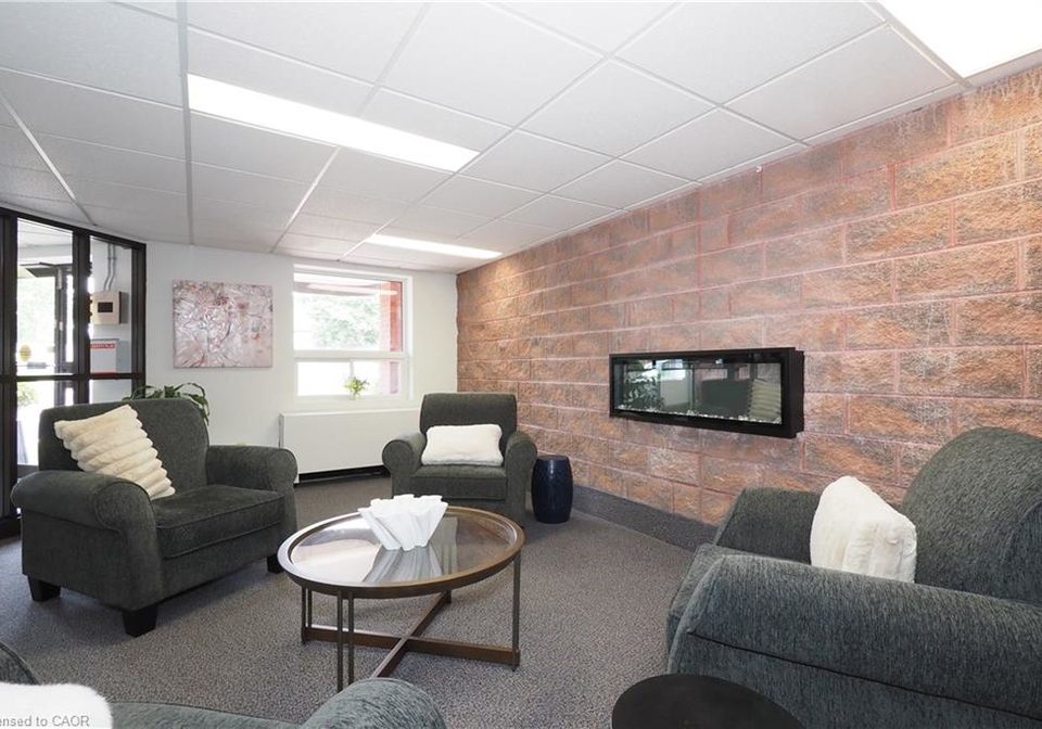 35-bute-street-ayr-ontario-40838211