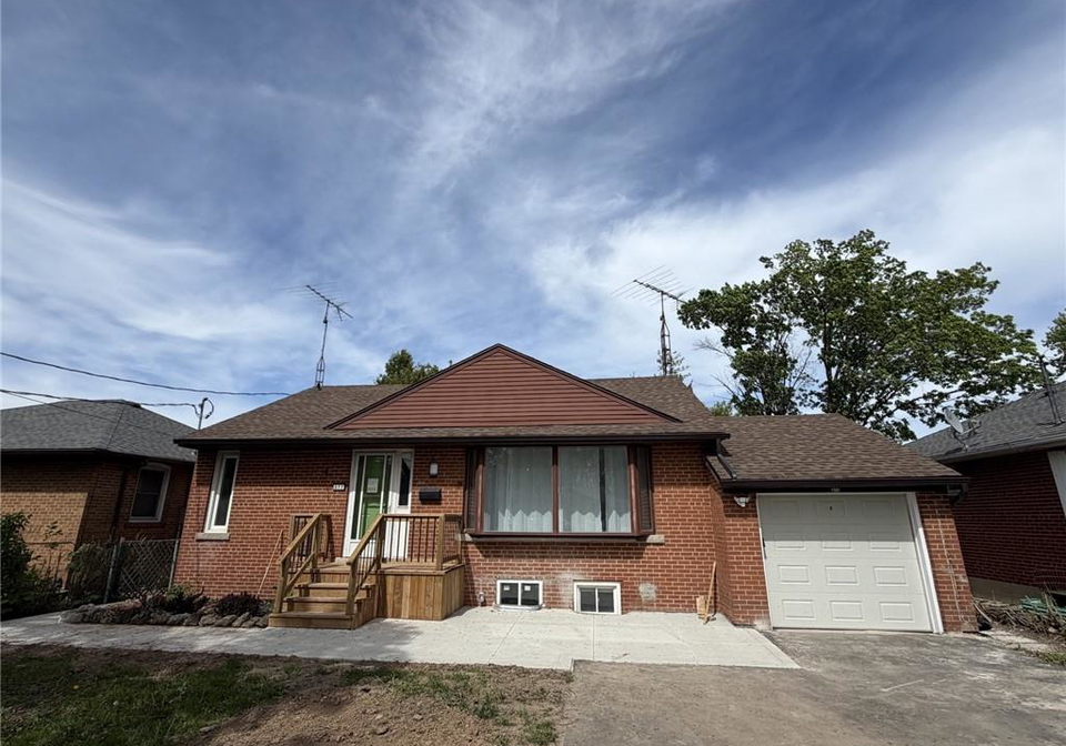377-martin-street-milton-ontario-40838215