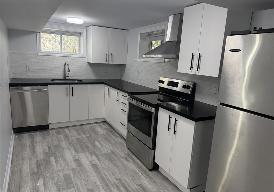 377-martin-street-milton-ontario-40838215