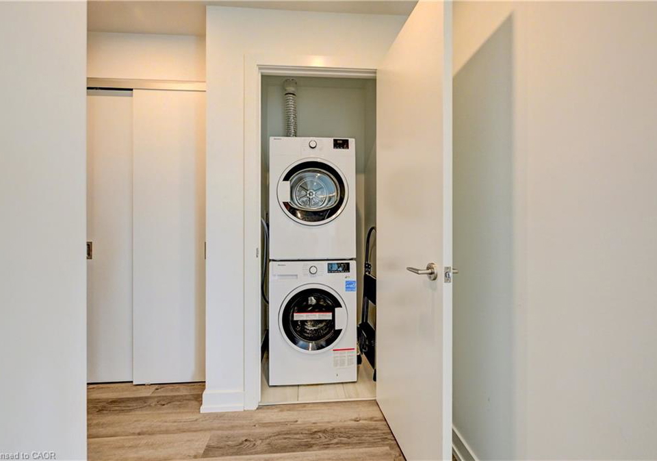 15-wellington-street-kitchener-ontario-40838231