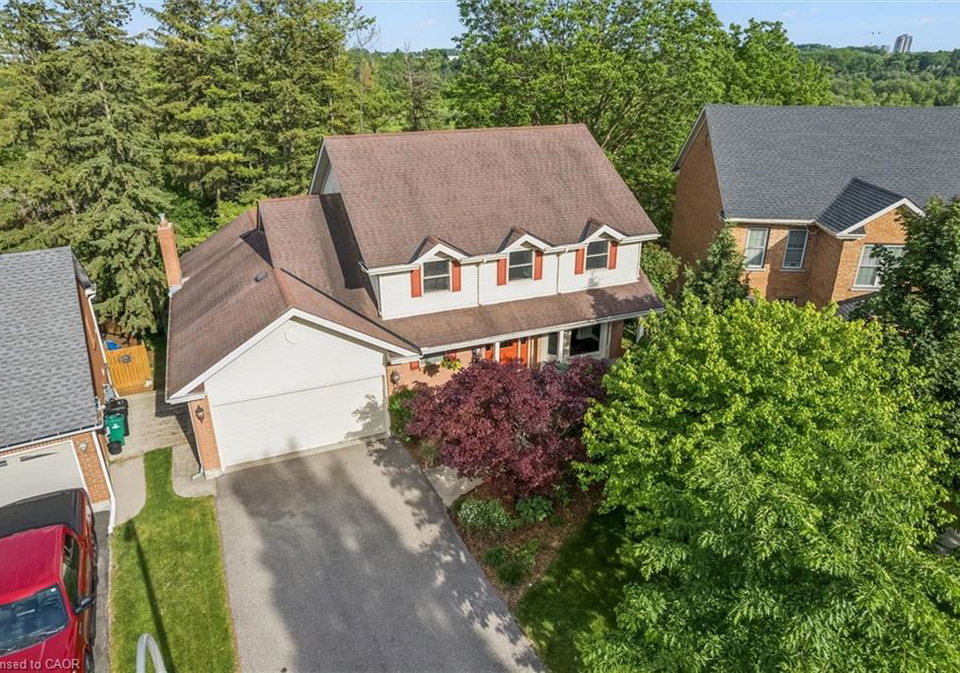 21-tinatawa-court-kitchener-ontario-40838247