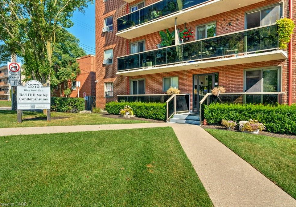 2373-king-street-e-hamilton-ontario-40838251