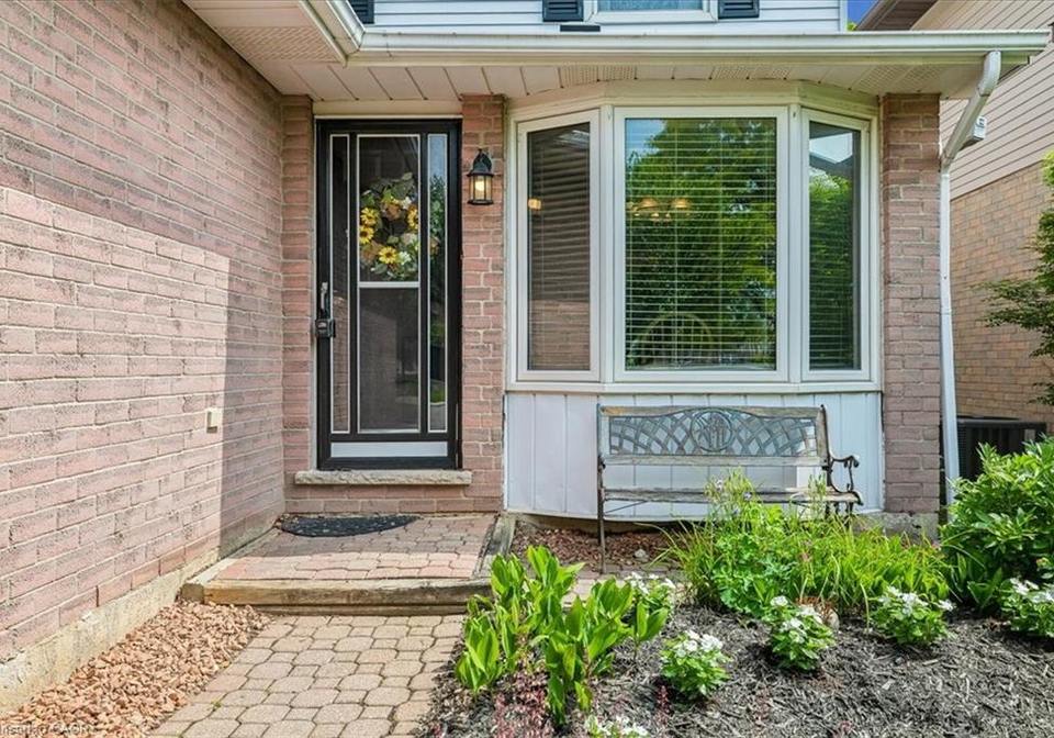 36-braeheid-avenue-waterdown-ontario-40838264