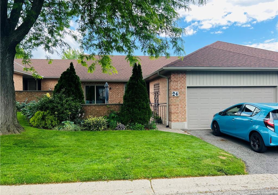 5-cadeau-terrace-london-ontario-40838300