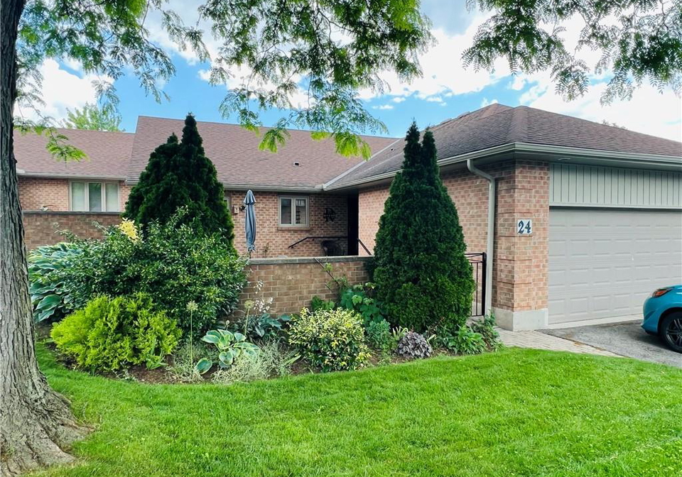 5-cadeau-terrace-london-ontario-40838300