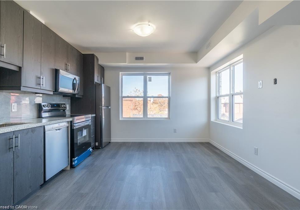 107-victoria-avenue-n-hamilton-ontario-40838311