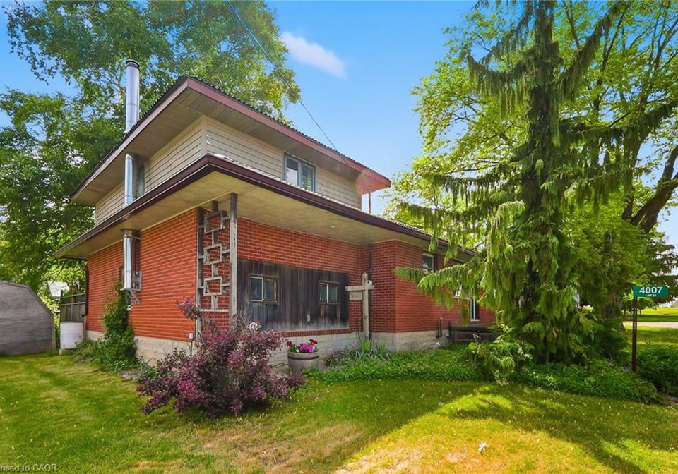 4007-line-61-milverton-ontario-40838312