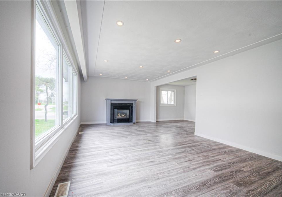 2300-fountain-street-n-cambridge-ontario-40838349