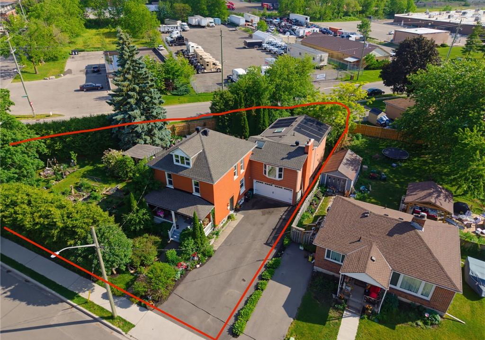 52-rooshill-drive-cambridge-ontario-40838398