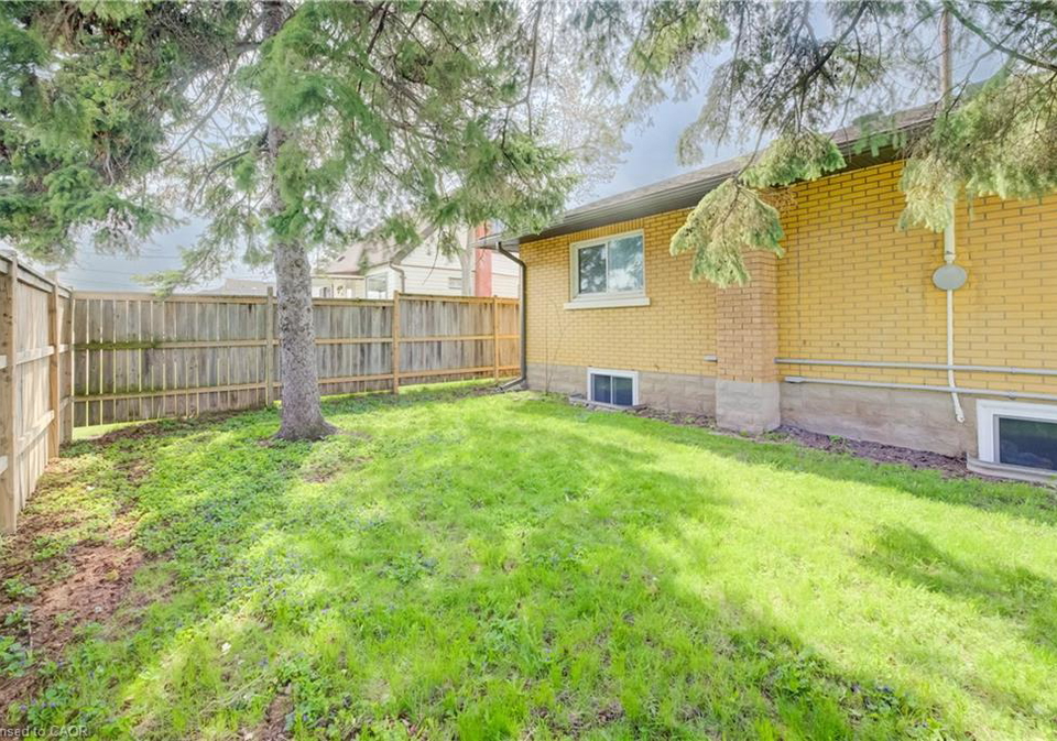 361-prospect-avenue-kitchener-ontario-40838404