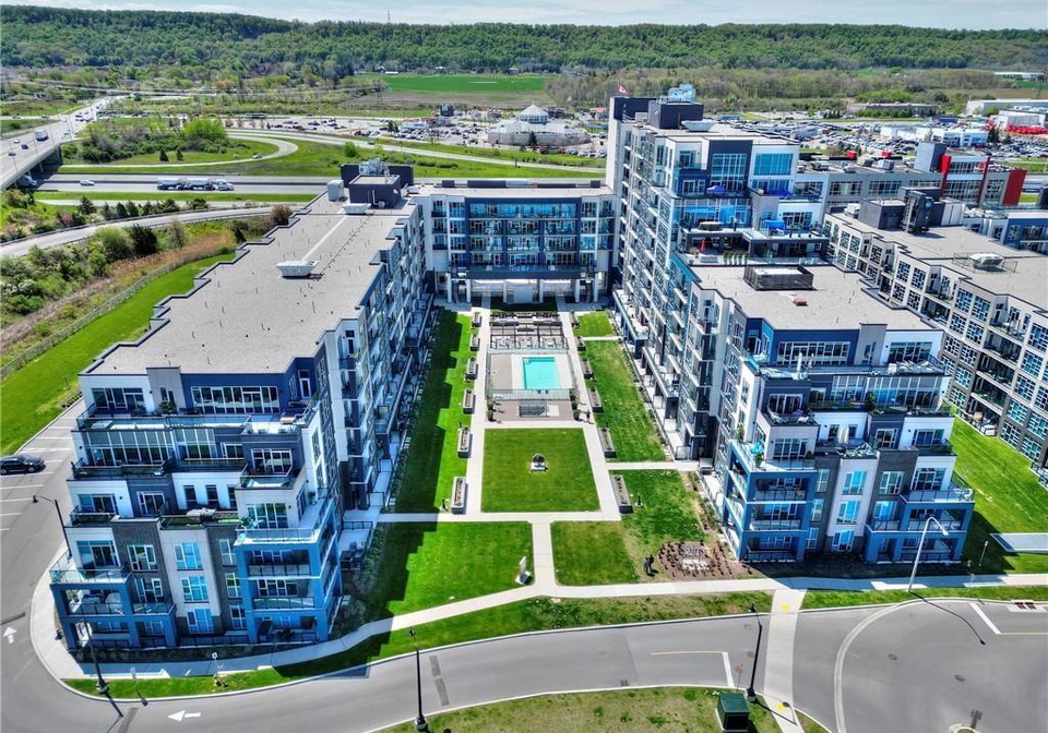 16-concord-place-grimsby-ontario-40838409