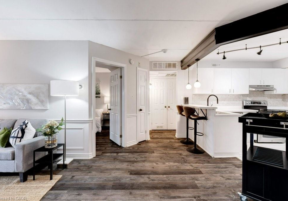 2040-cleaver-avenue-burlington-ontario-40838417