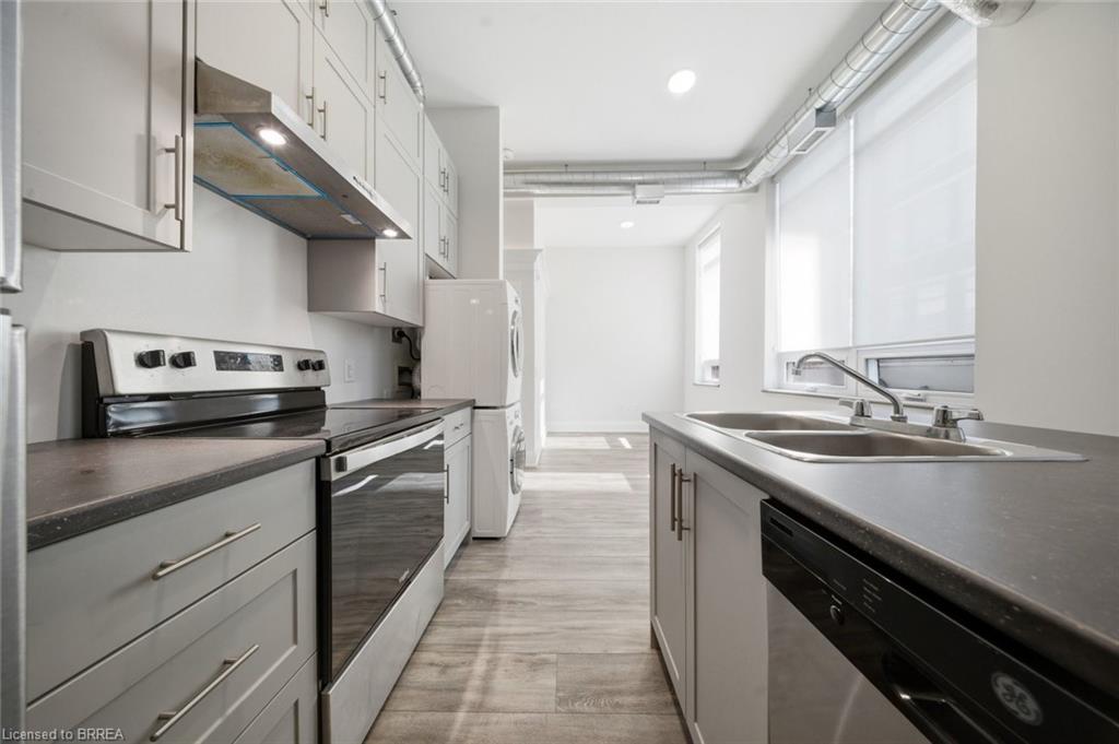 11-queen-street-brantford-ontario-40838422
