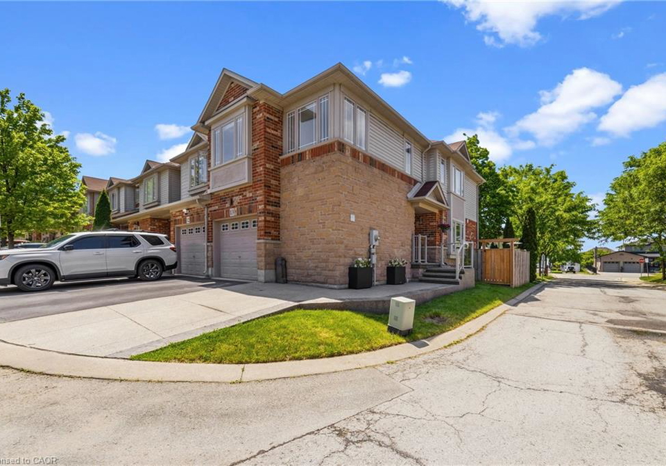 242-upper-mount-albion-road-stoney-creek-ontario-40838432