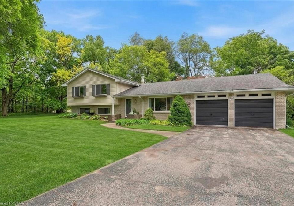 627-westmount-road-w-kitchener-ontario-40838438