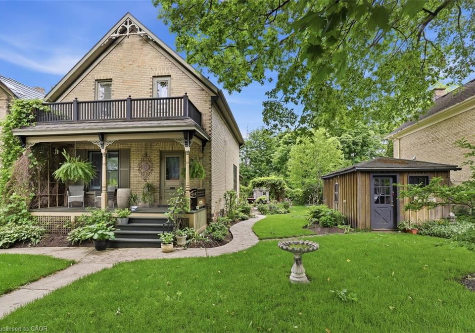 31-john-street-e-waterloo-ontario-40838441