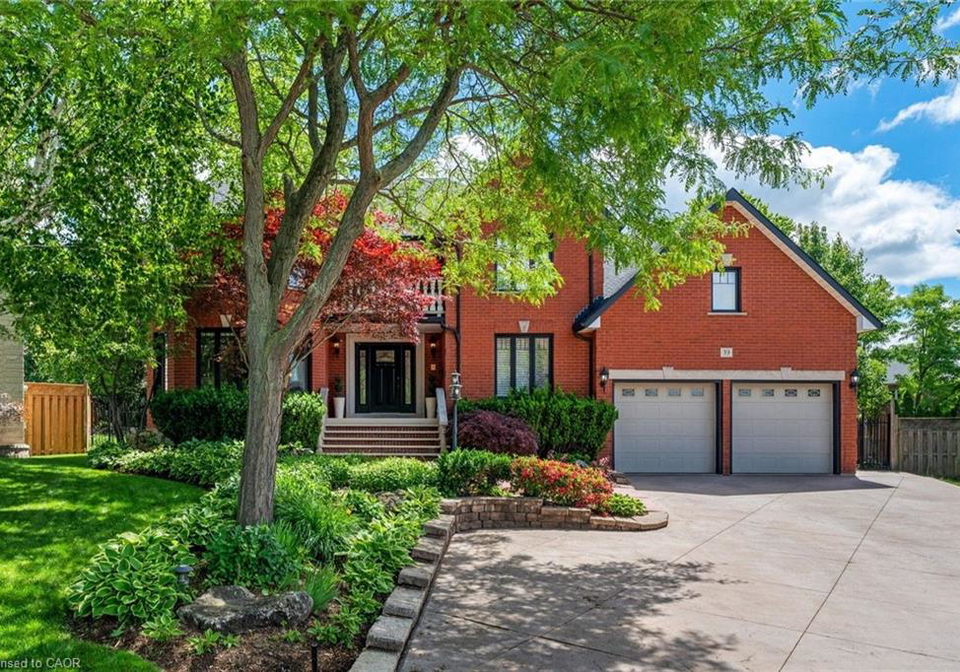 39-elodia-court-e-hamilton-ontario-40838458