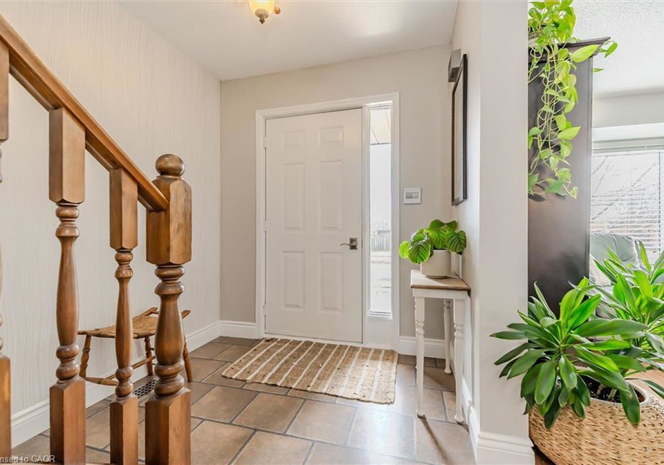 7-alona-avenue-cambridge-ontario-40838472