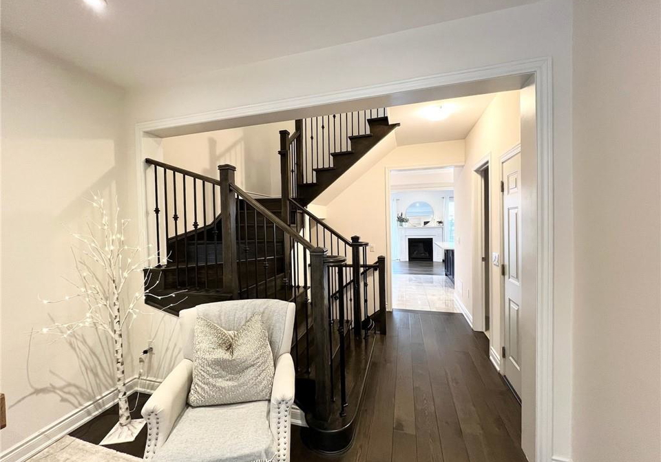 30-heming-trail-ancaster-ontario-40838480