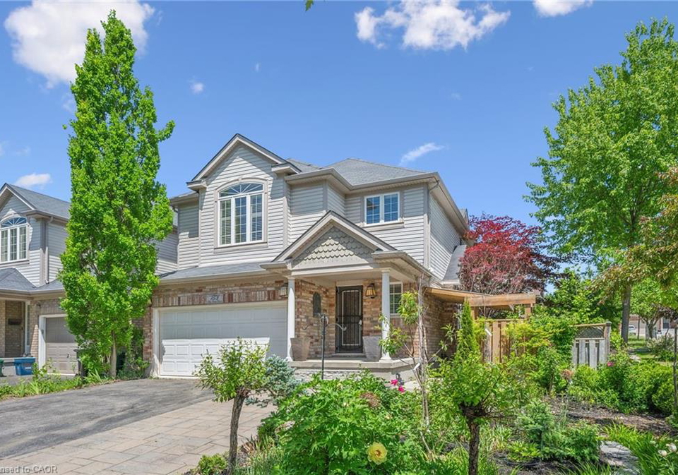 153-sims-estate-drive-kitchener-ontario-40838498